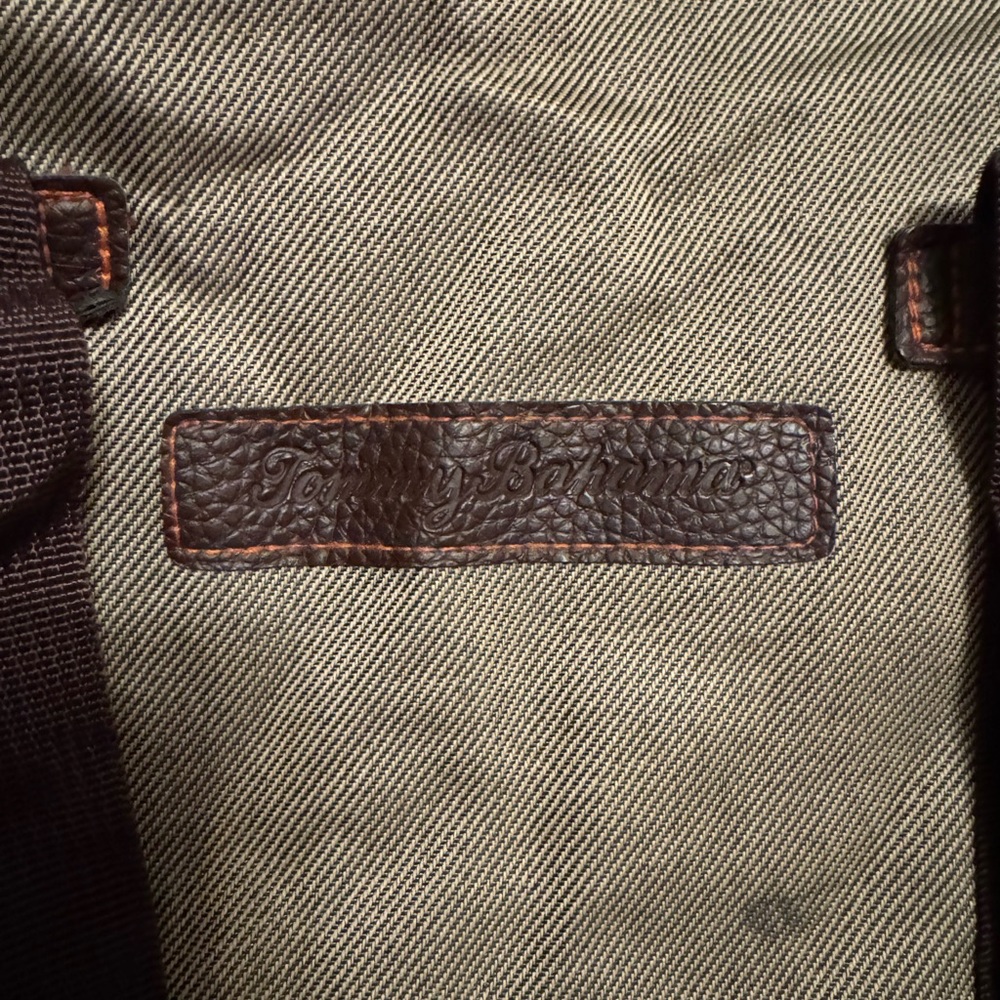 Tommy Bahama Men's Duffel Bag in Tan and Brown
